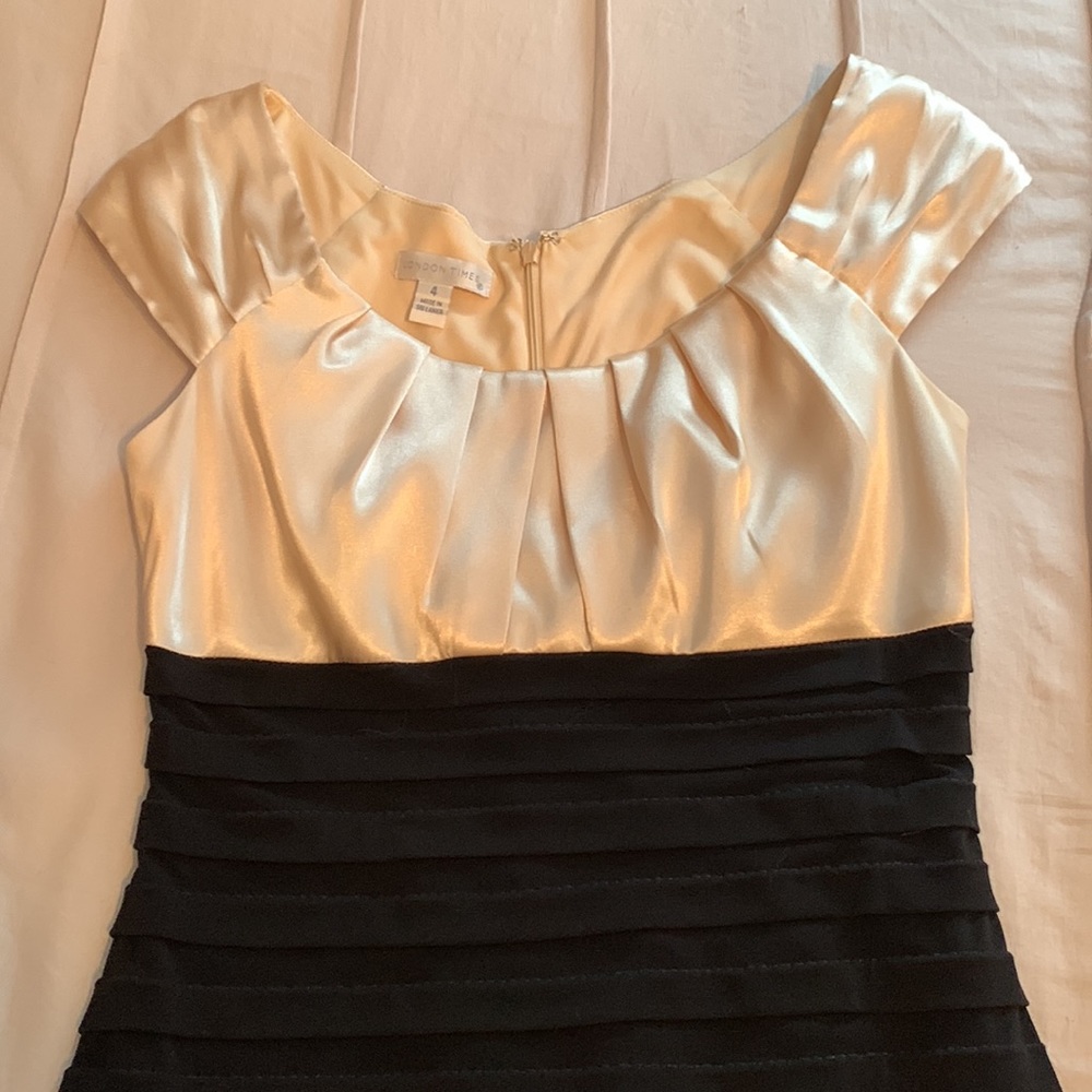 London Times dress - Picture 5 of 6